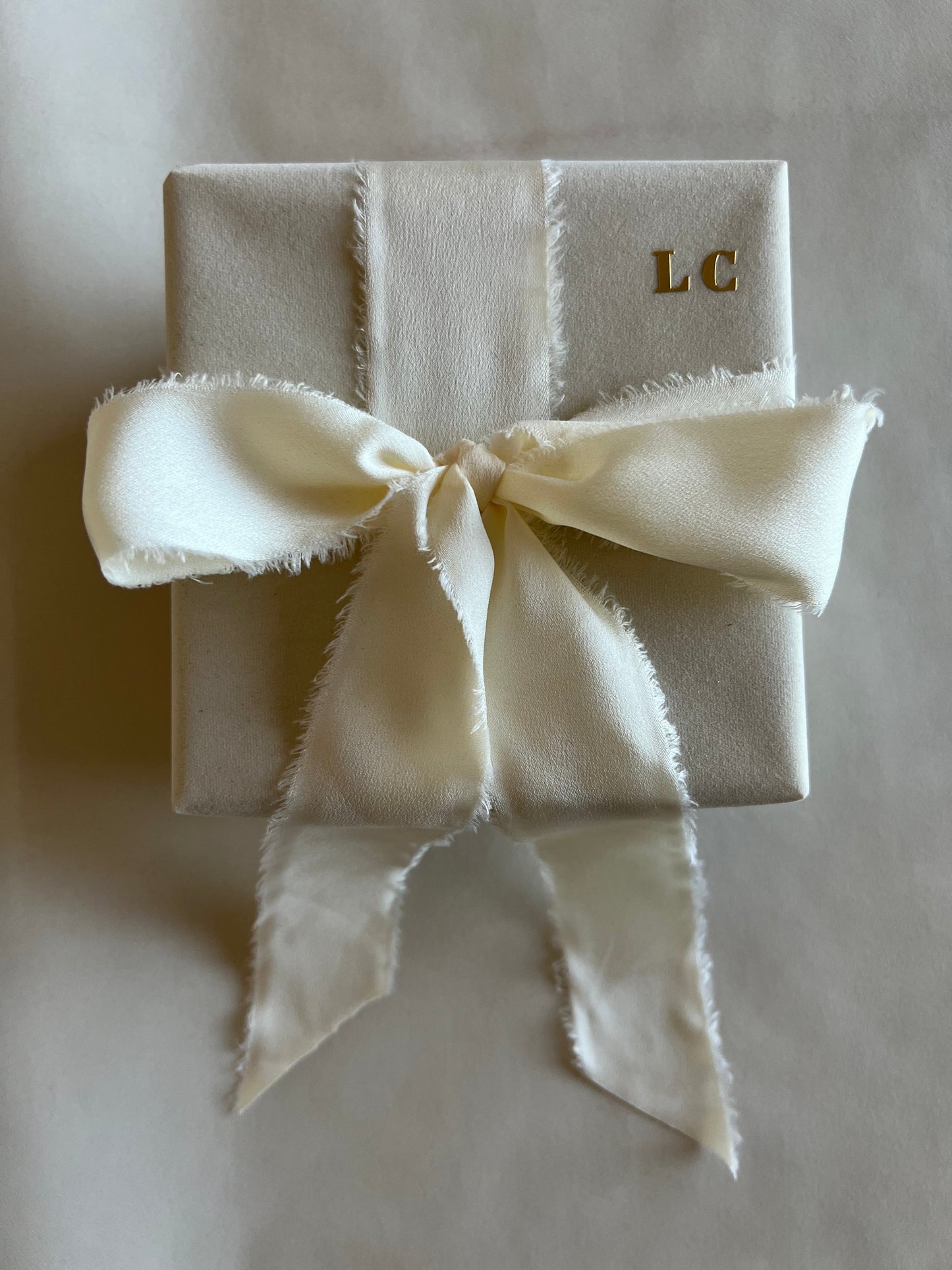 Velvet Wrapping Paper - Ivory