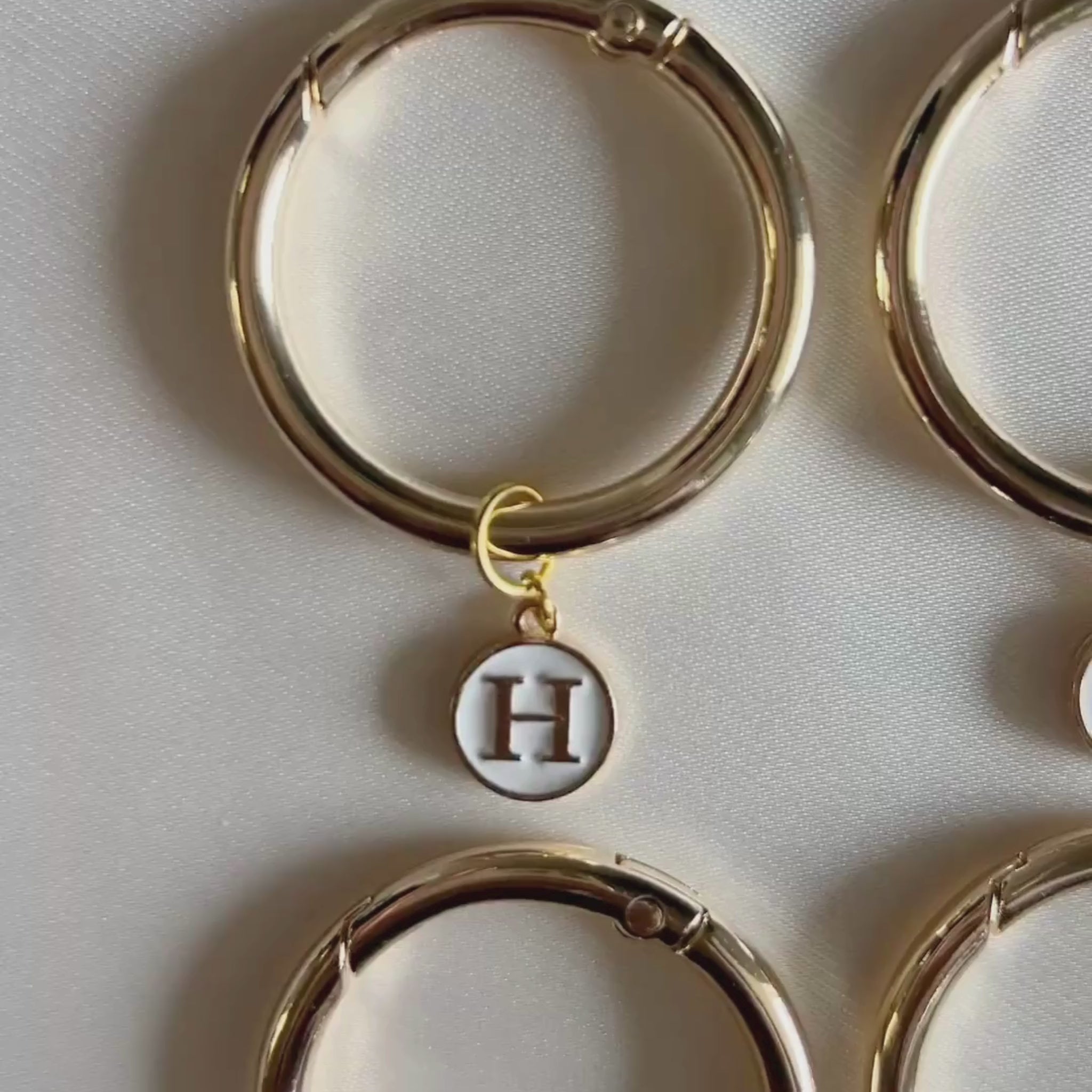 Hera - Smooth Round Ivory Enamel Monogram Wine Charms (Set of 4)